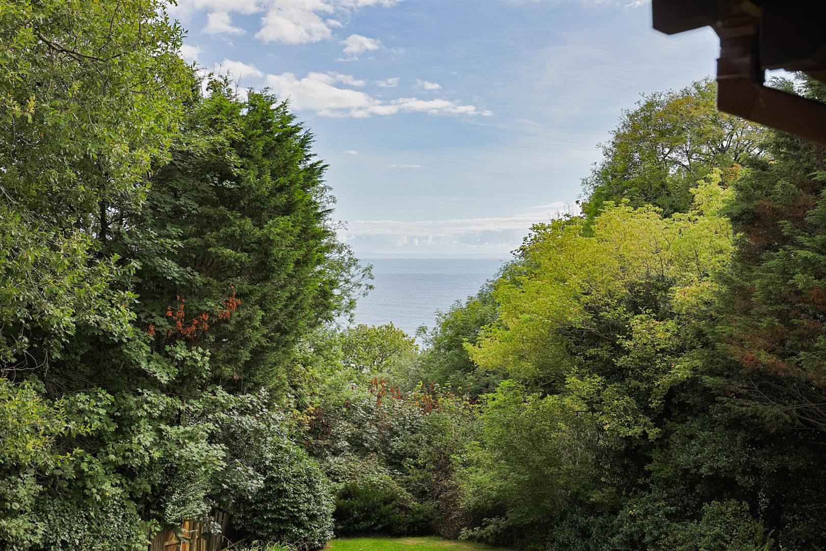 Grovewood, Groves Avenue, Langland, Swansea, SA3 4QF